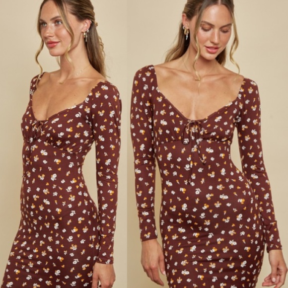 ❤️1 HOUR SALE❤️
BROWN FLORAL DRESS - Picture 2 of 4